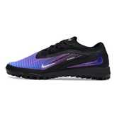 Botas de fútbol Nike Phantom 6 Elite TF en negro, morado y azul.
